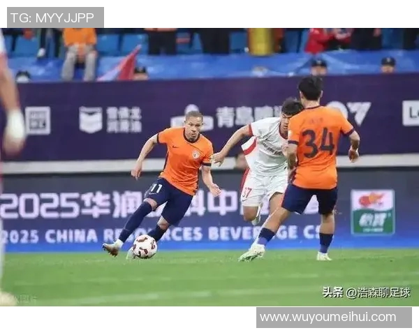 长春亚泰主场迎战上海上港争夺中超联赛关键三分之战